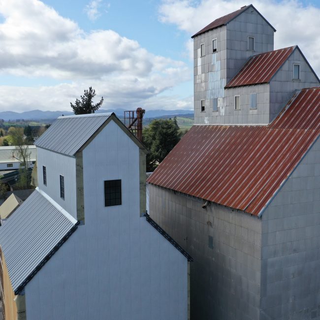 Top of the Carlton Grain Elevator/Flâneur Wines tasting room