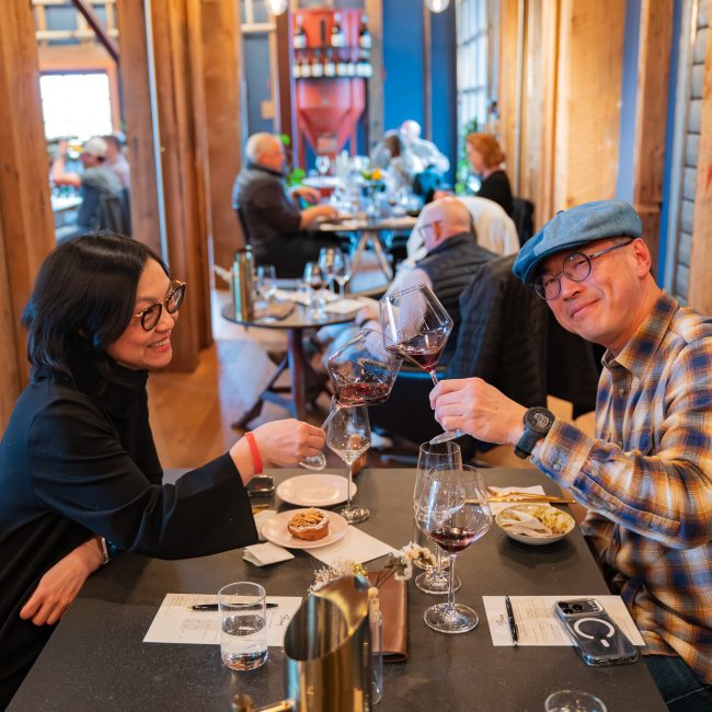 Flaneur wine club members